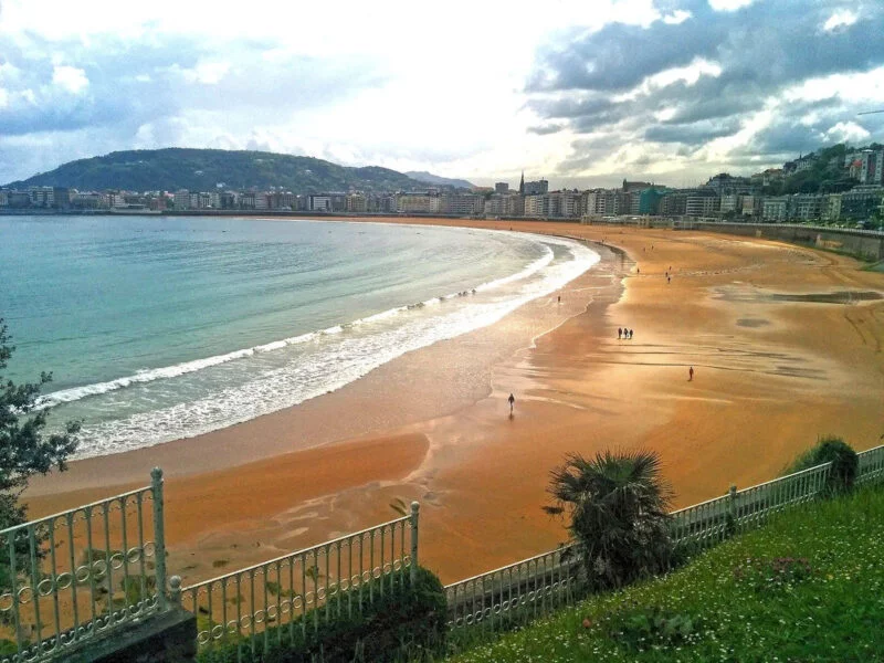 ▷ LAS 19 MEJORES PLAYAS DE CANTABRIA + MAPA Playa El Sardinero