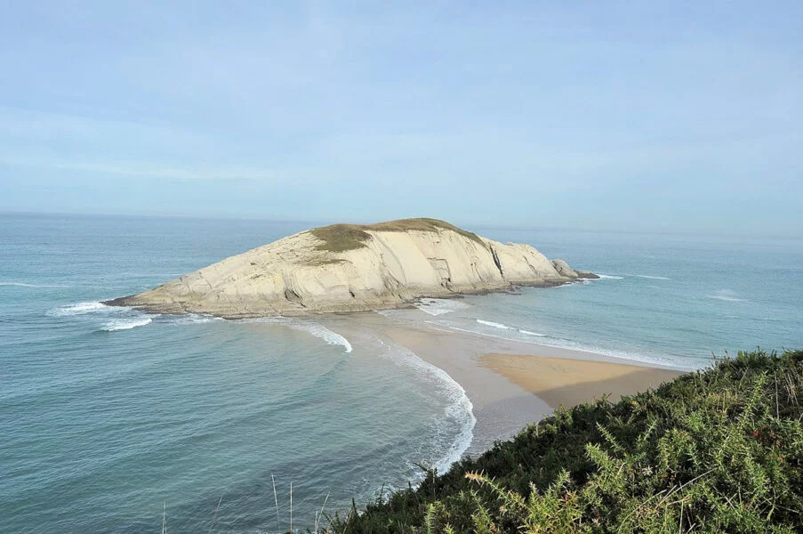 ▷ LAS 19 MEJORES PLAYAS DE CANTABRIA + MAPA Playa de Covachos