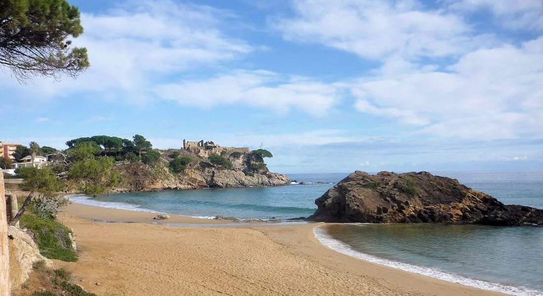 ▷ LAS 21 MEJORES PLAYAS DE COSTA BRAVA + MAPA Playa de la Fosca