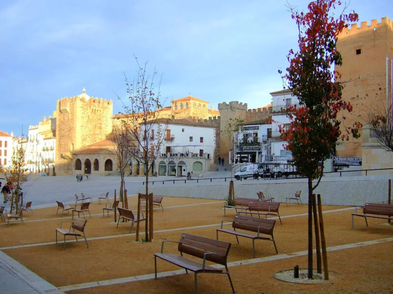 ▷ 15 Mejores Lugares QUE VER EN CÁCERES Plaza Mayor de Cáceres