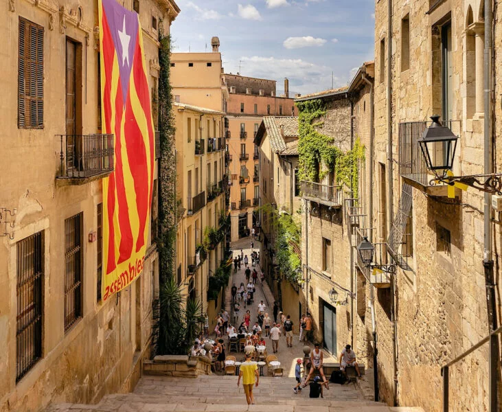 ▷ CADAQUÉS » Qué ver y Hacer en este pueblo costero Pujada de San Domènec