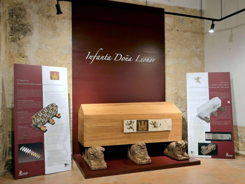 ▷ CALERUEGA » Qué ver y hacer. Pueblo de encanto e historia Sepulcro de la infanta Leonor de Castilla