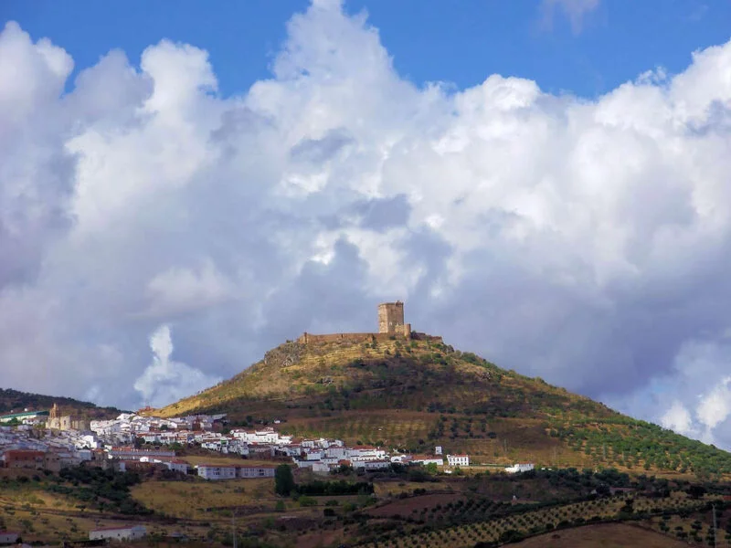 ▷ FERIA » Qué ver y hacer en esta hermosa villa Vistas de Feria