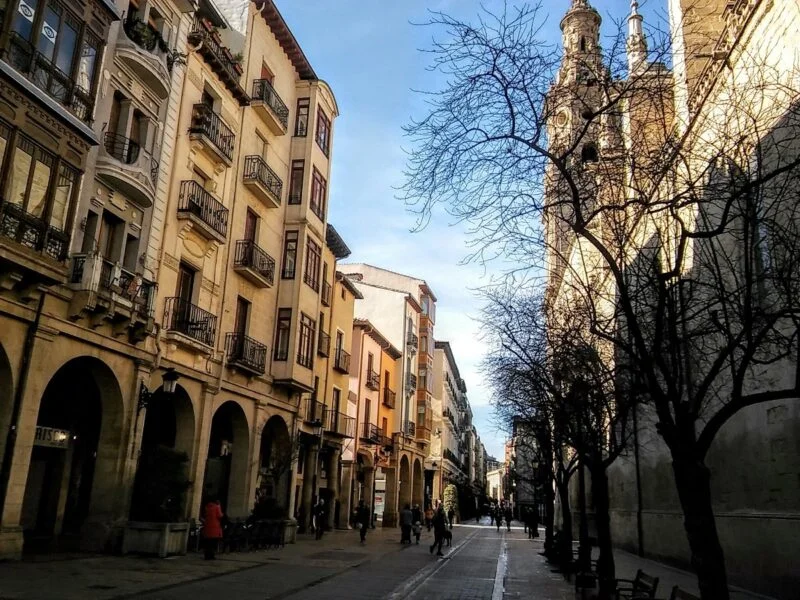 ▷ 15 Mejores Lugares QUE VER EN LOGROÑO Calle Portales. Logroño