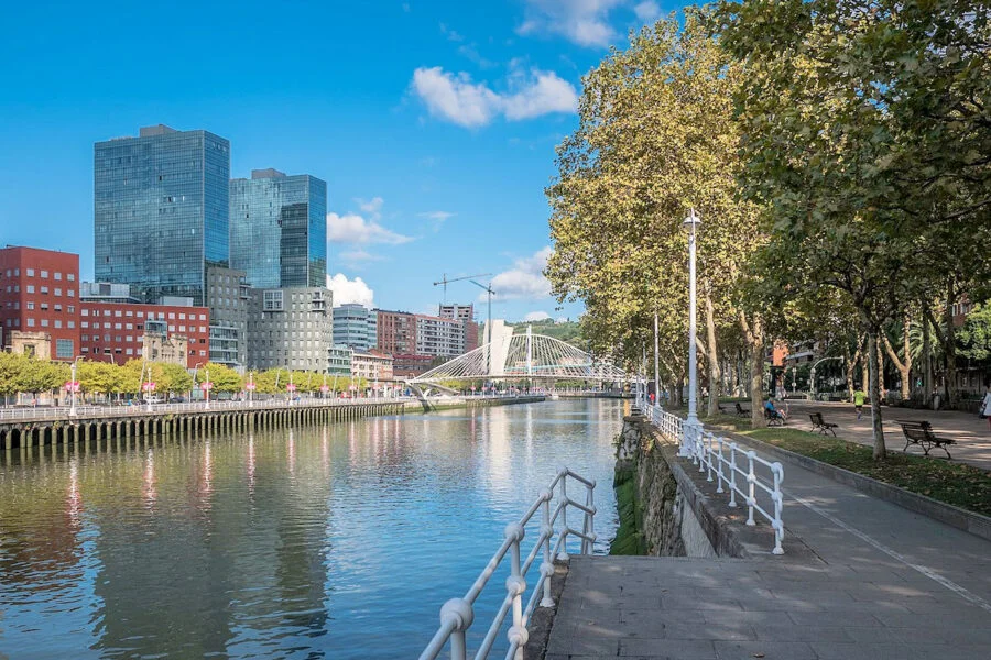 ▷ 18 Mejores Lugares QUE VER EN BILBAO Campo Volantin