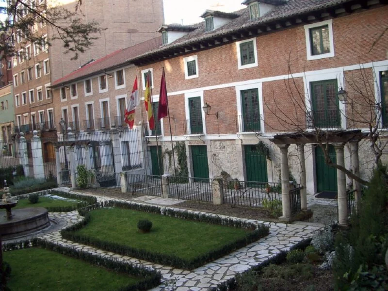 ▷ 22 Mejores Lugares QUE VER EN VALLADOLID Casa de Cervantes Valladolid