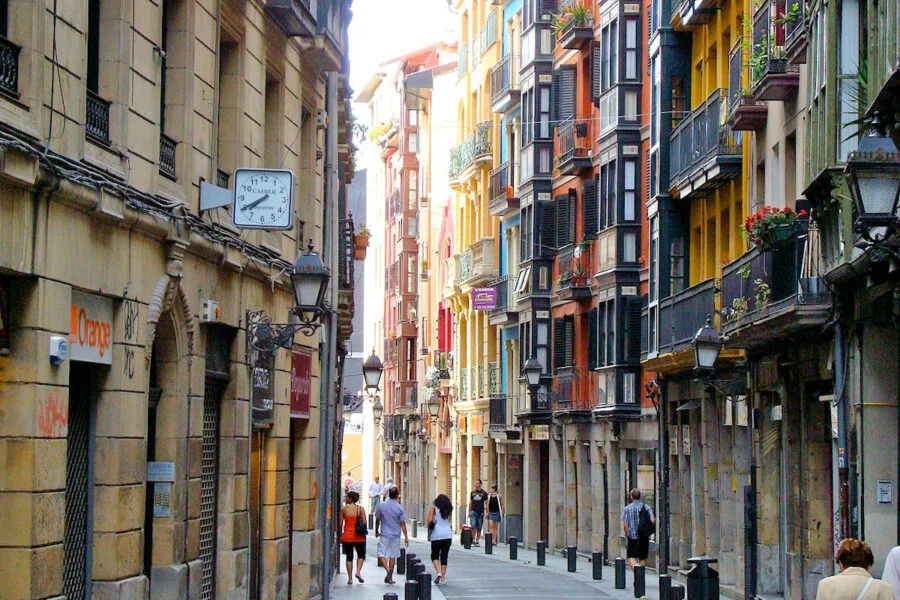 ▷ 18 Mejores Lugares QUE VER EN BILBAO Casco Histórico de Bilbao