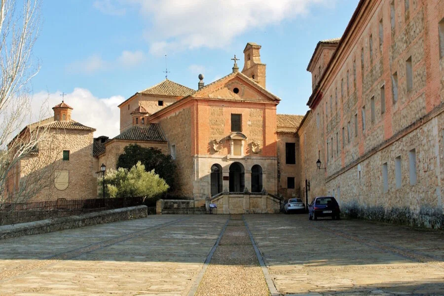 ▷ PASTRANA » Qué ver y hacer en este bonito pueblo Convento del Carmen de Pastrana