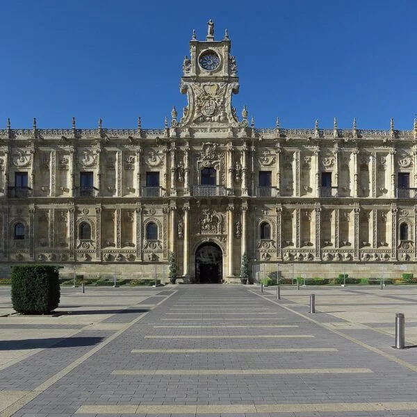 ▷ 11 Mejores Lugares QUE VER EN LEÓN Convento de San Marcos León