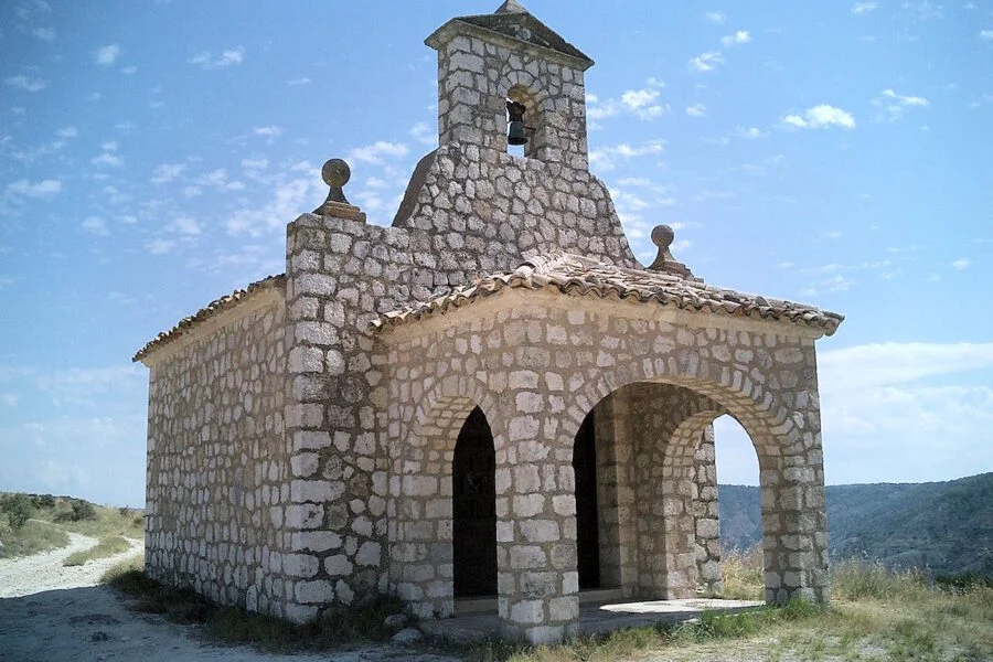 ▷ PASTRANA » Qué ver y hacer en este bonito pueblo Ermita del Sagrado Corazón de María