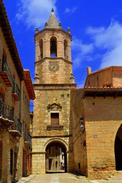 ▷ CANTAVIEJA » Qué ver y hacer en el Maestrazgo turolense Iglesia de la Asuncion s.XVII.Cantavieja