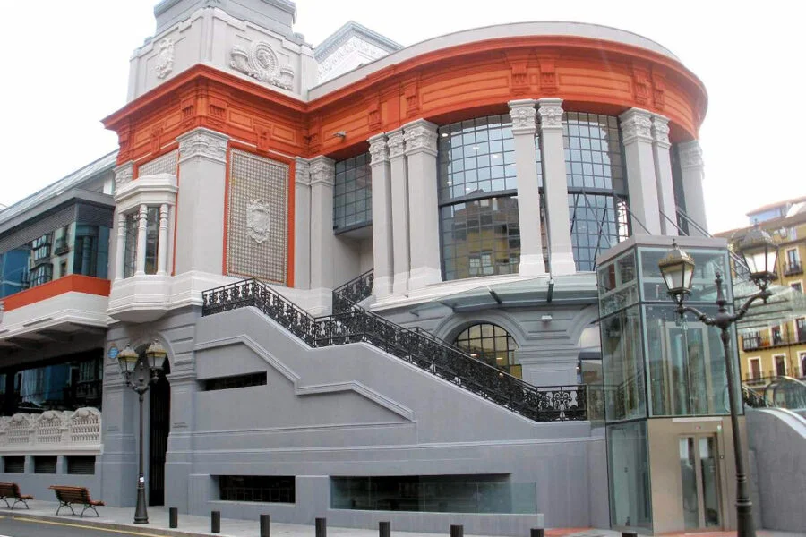 ▷ 18 Mejores Lugares QUE VER EN BILBAO Mercado de la Ribera