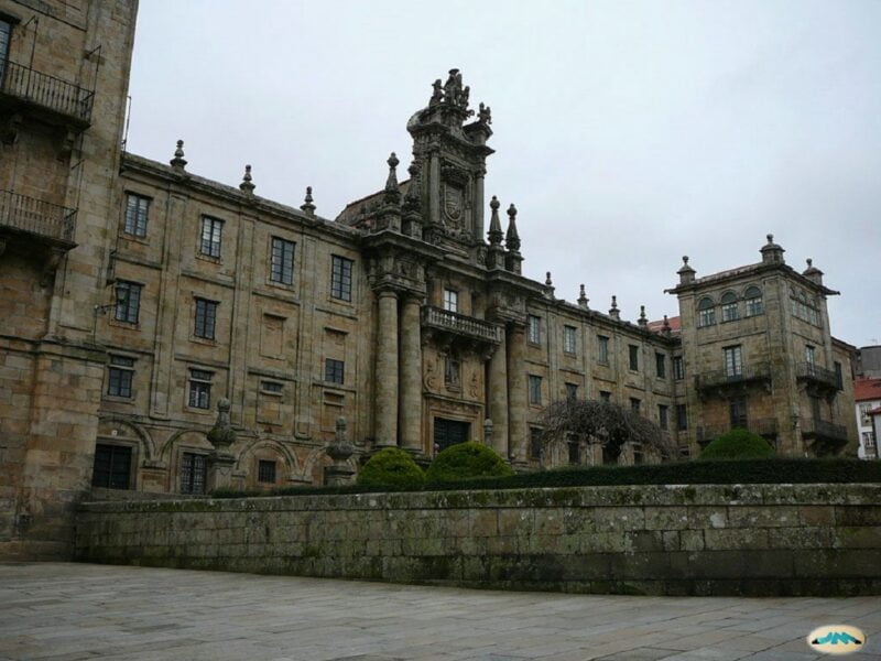 ▷ 16 Lugares QUE VER EN SANTIAGO DE COMPOSTELA Monasterio San Martino. Santiago de Compostela
