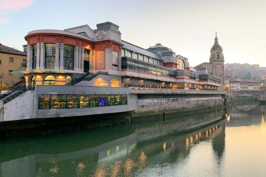 ▷ 18 Mejores Lugares QUE VER EN BILBAO Muelle Marzana
