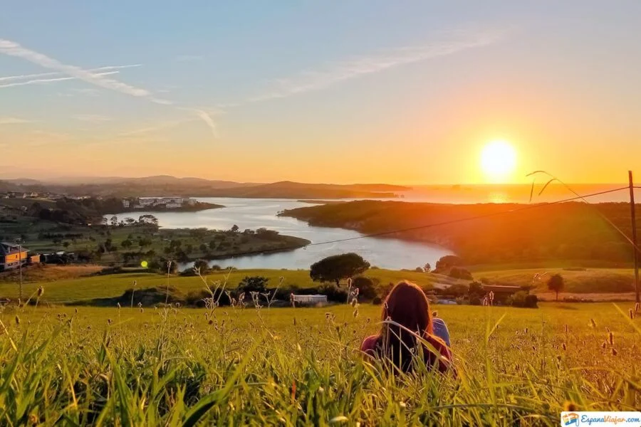 ▷ LAS 19 MEJORES PLAYAS DE CANTABRIA + MAPA Playa Valdearenas en Cantabria