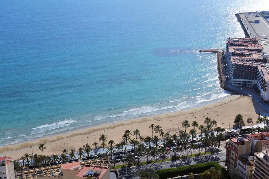 ▷ LAS 17 MEJORES PLAYAS DE ALICANTE + MAPA Playa de Postiguet