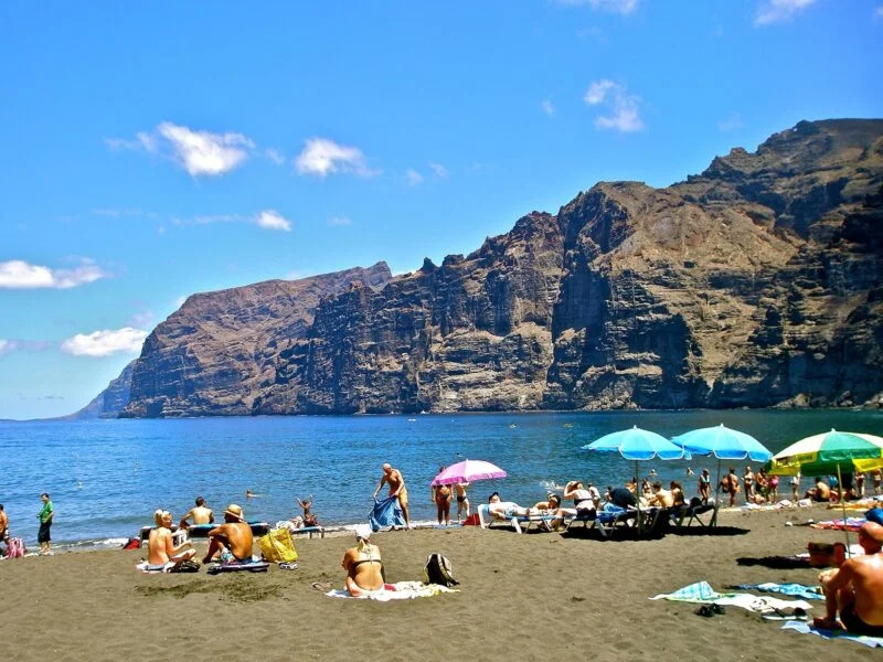▷ LAS 13 MEJORES PLAYAS DE TENERIFE + MAPA Playa de los Gigantes. Tenerife