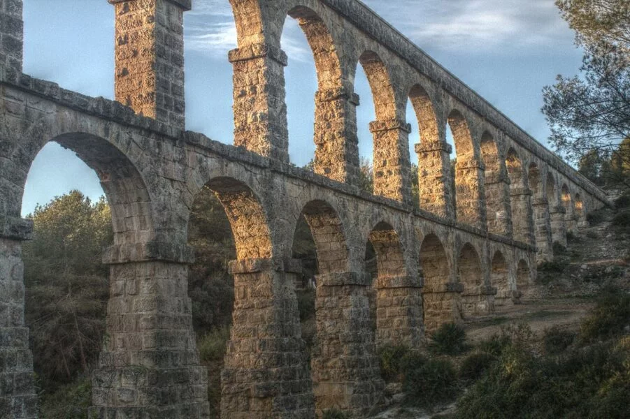 ▷ 14 Mejores Lugares QUE VER EN TARRAGONA Acueducto romano Tarragona