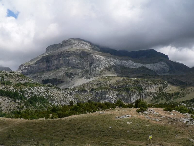 ▷ ANSÓ » Qué ver y hacer. Pueblo de gran cultura y tradición Refugio de Linza Anso Huesca