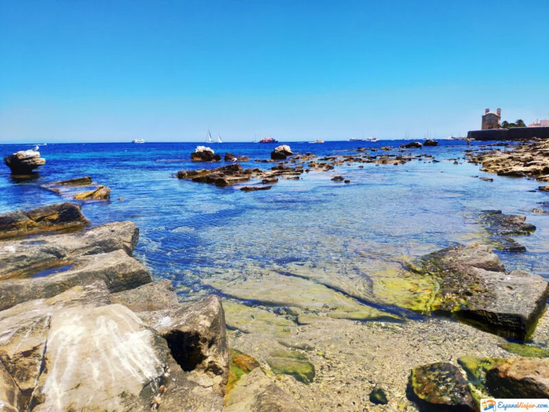 ▷ TABARCA » Qué ver y hacer en la isla alicantina + MAPA cala de la cantera tabarca