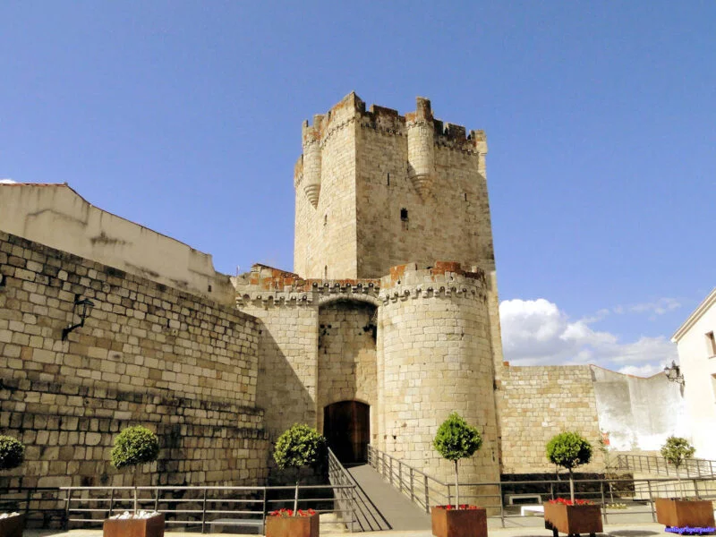 ▷ CORIA » Descubre que ver y hacer en esta villa cacereña Castillo de Coria