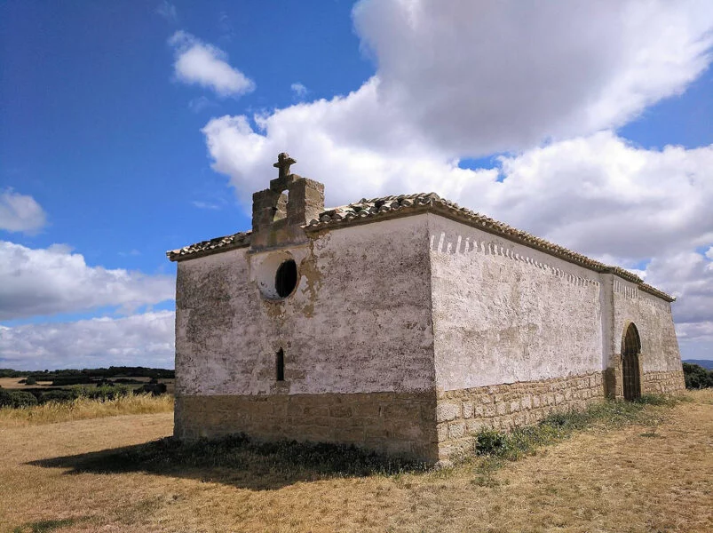 ▷ UJUÉ » Qué ver y hacer en esta villa medieval navarra Ermita de la Blanca