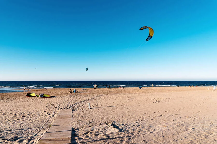 ▷ LAS 12 MEJORES PLAYAS DE VALENCIA + MAPA Playa El Cabañal