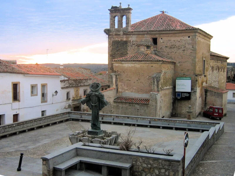 ▷ ALCÁNTARA » Qué ver y hacer. Historia y cultura. Visita Alcántara en Cáceres