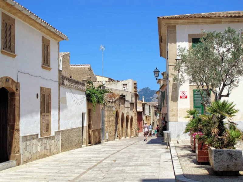 ▷ ALCÚDIA » Qué ver y hacer entre historia y esparcimiento Visita Alcúdia