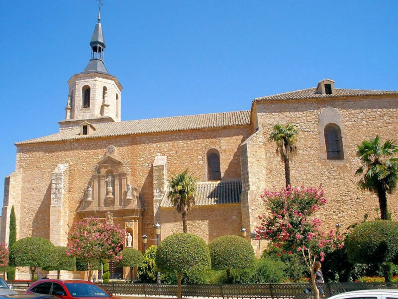 ▷ DAIMIEL » Disfruta de su encanto, qué ver y hacer. Iglesia de San Pedro Apóstol en Daimiel