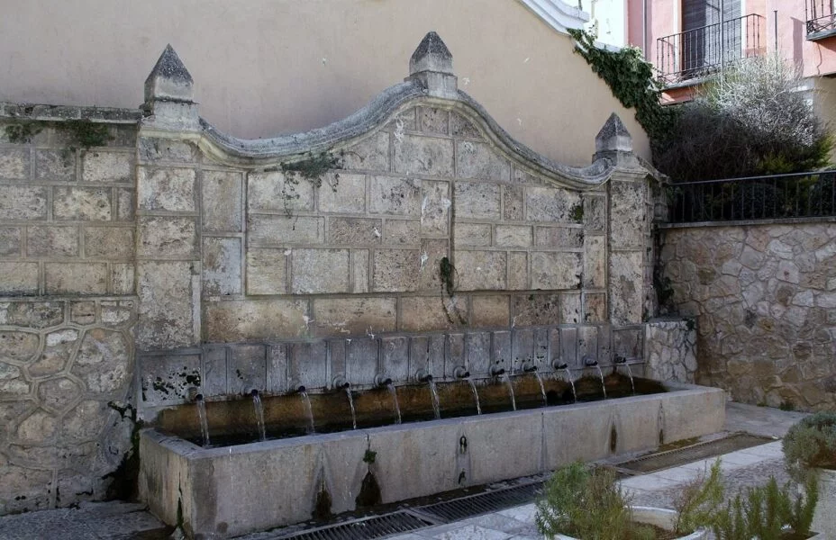 ▷ BRIHUEGA » Qué ver y hacer en el jardín de La Alcarria. Fuente de la Blanquina en Brihuega