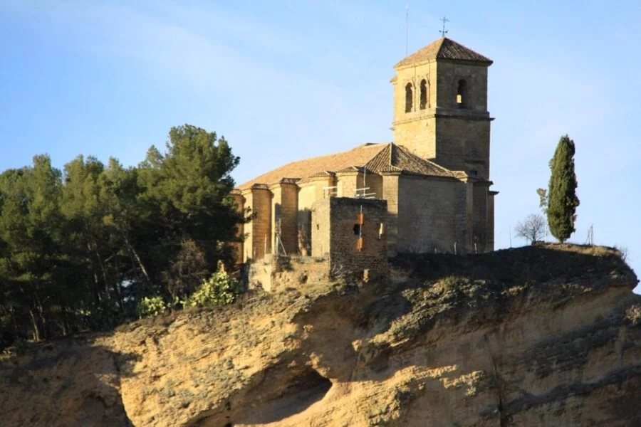 ▷ MONTEFRÍO » Qué ver y hacer. Enclave para contemplar. Iglesia de la Villa en Montefrío