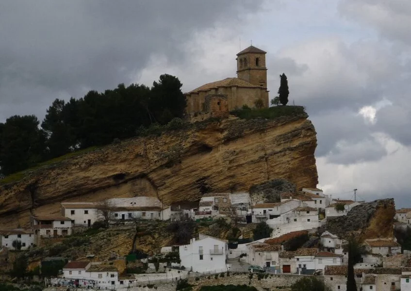▷ MONTEFRÍO » Qué ver y hacer. Enclave para contemplar. Antiguo castillo y fortaleza en Montefrío