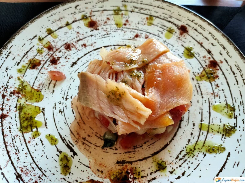 ▷ MONTANEJOS » Qué ver y hacer en este paraíso natural. Gastronomía en Montanejos