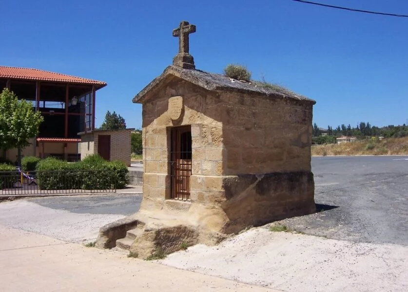 ▷ BRIÑAS » Qué ver y hacer. Viñedos a orillas del Ebro Humilladero de Briñas