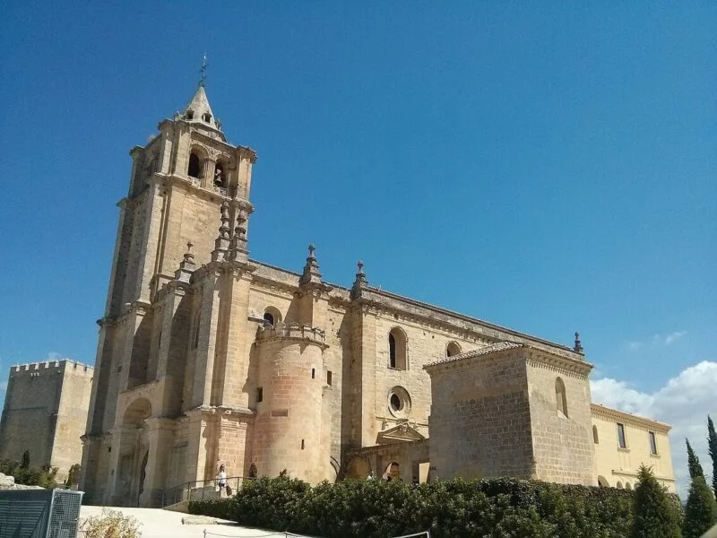 ▷ ALCALÁ LA REAL » Qué ver y hacer en esta antigua villa. Iglesia Mayor Abacial en Alacalá La Real