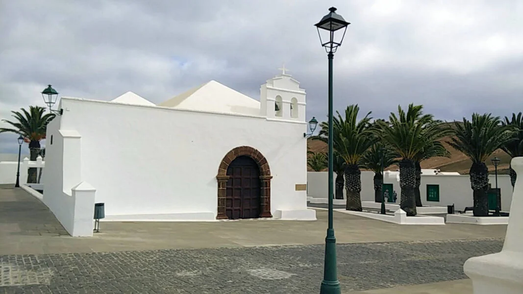▷ FEMÉS » Qué ver y hacer en la cima de Los Ajaches Ermita de San Marcial del Rubicón