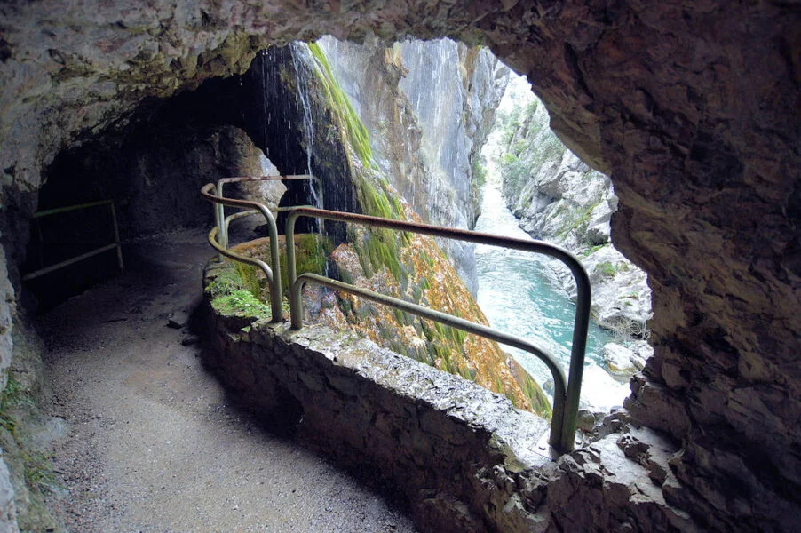 ▷ CAÍN » Qué ver y hacer en este precioso paraíso leonés Ruta de los Cares en los Picos de Europa