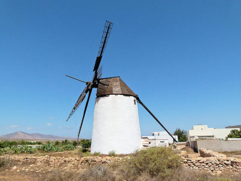 ▷ TUINEJE » Qué ver y hacer. Encantador pueblo canario Molino de la Corte