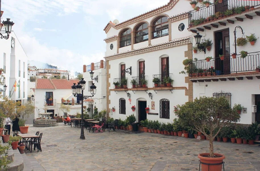 ▷ CANILLAS DE ACEITUNO » Qué ver y hacer. Villa morisca Canillas de Aceituno en Málaga