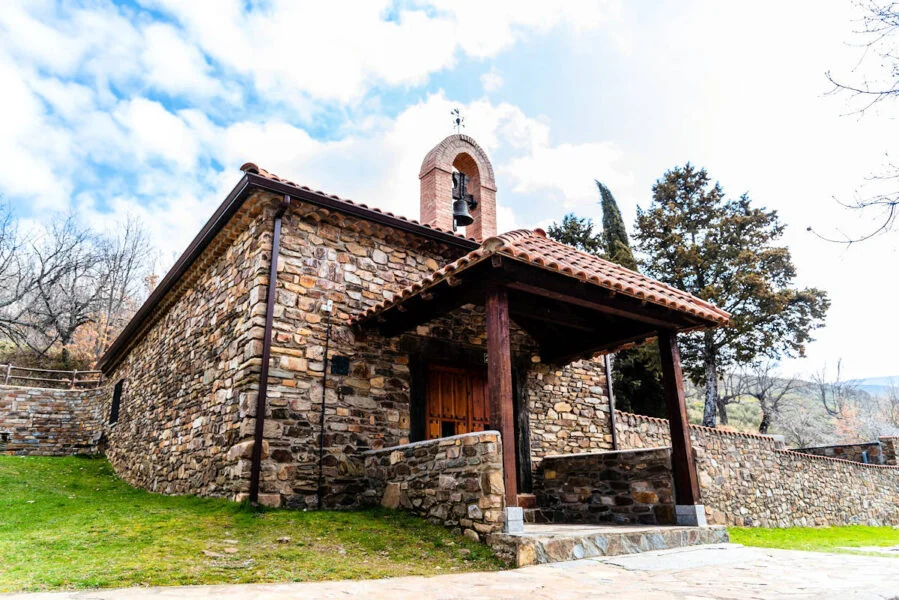 ▷ PUEBLA DE LA SIERRA » Qué ver y hacer en este enclave Ermita de la Soledad en Puebla de la Sierra