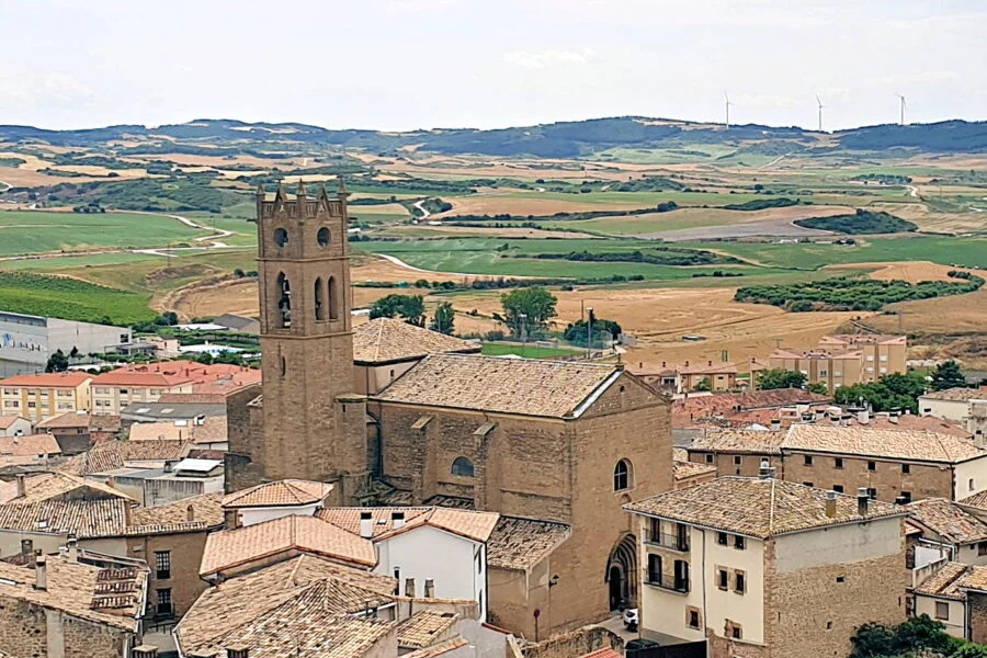 ▷ ARTAJONA » Qué ver y hacer. Precioso pueblo de Navarra. Iglesia de San Pedro en Artajona