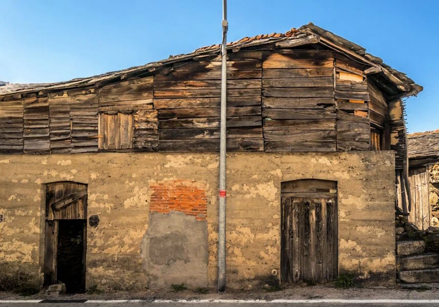 ▷ MANZANEDA » Qué ver y hacer en este pueblo de montaña Manzaneda en Ourense