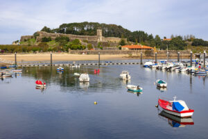 BAIONA-Pueblos más bonitos de Pontevedra. Foto por Depositphotos.