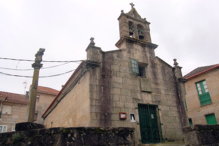Iglesia San Roque en Combarro