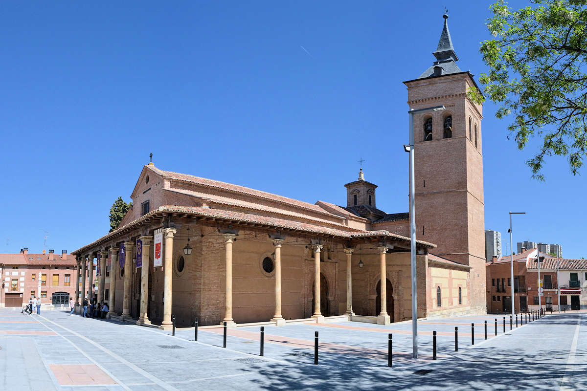 Lateral de Concatedral de Santa María de la Fuente Mayor