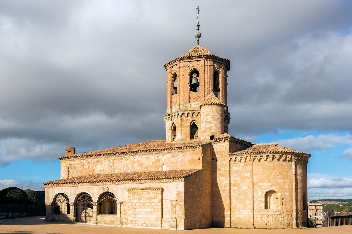 Iglesia de San Miguel en Almazán Soria