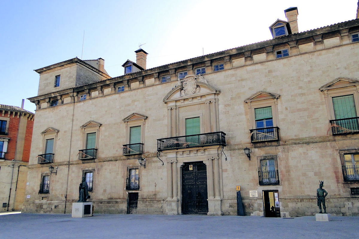 Palacio de los Hurtado de Mendoza en Almazán